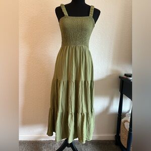 Green maxi/midi dress size small